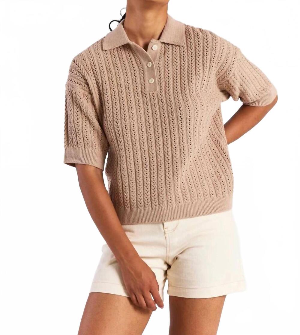 NEW BRODIE CASHMERE spring stitch polo in light brown